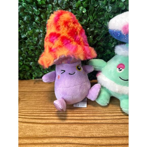 Huge Bundle of 7 Living On The Veg Plush Mushroom Plush Series 1 - Picture 5 of 11